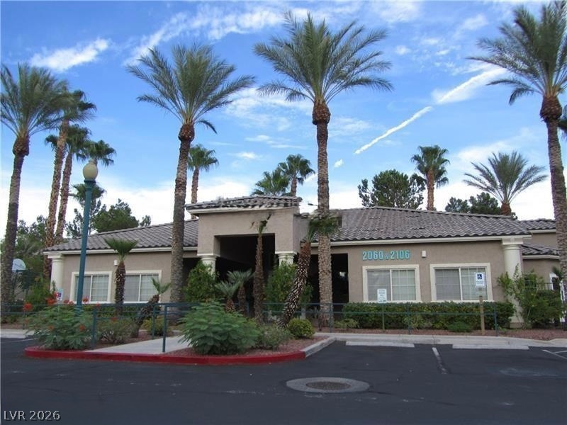 2053 Quarry Ridge Street 201 Property Photo 2