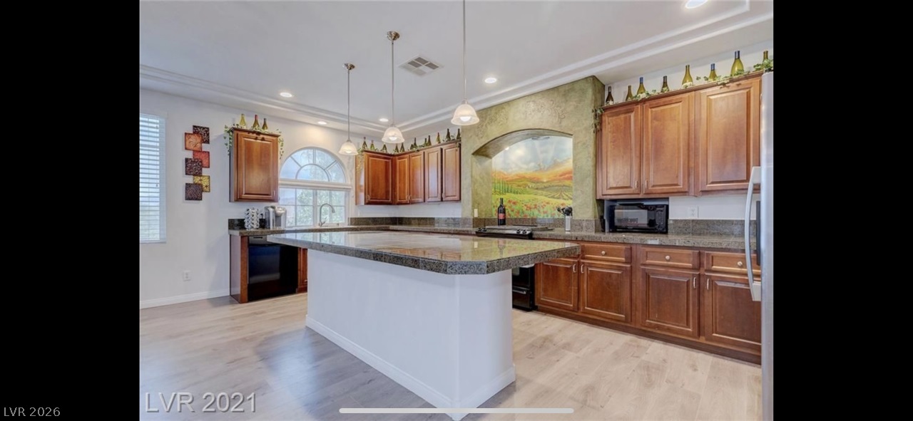 9840 Giant Steps Court Property Photo 10