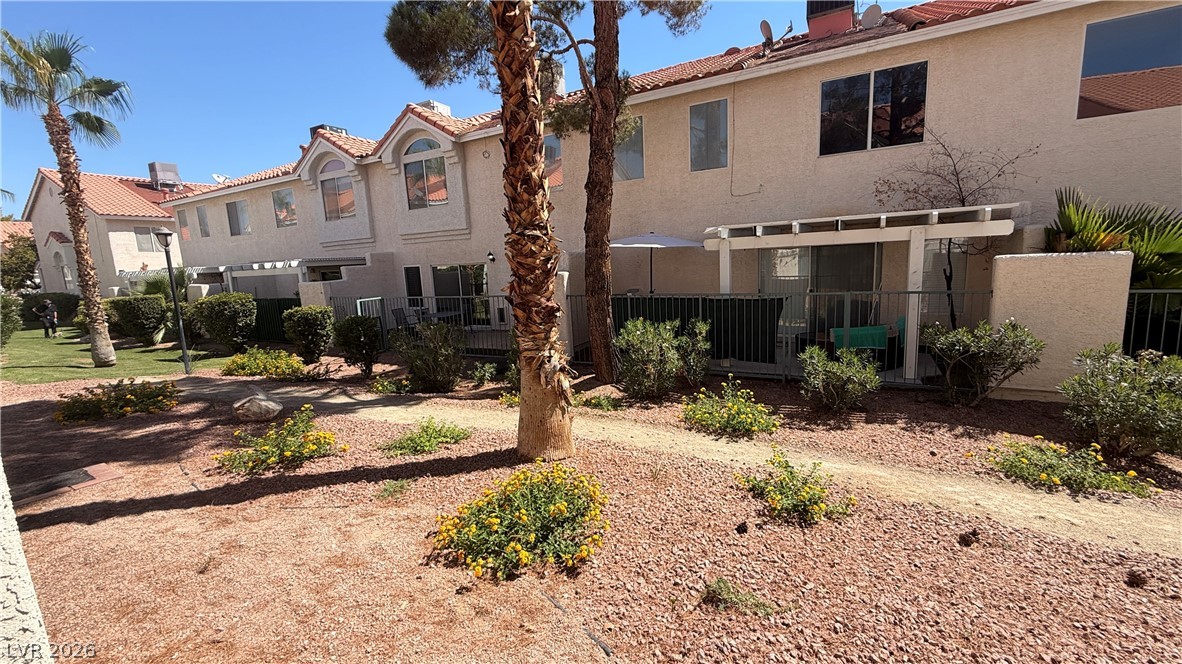 5248 Sunny Beach Lane Property Photo 6