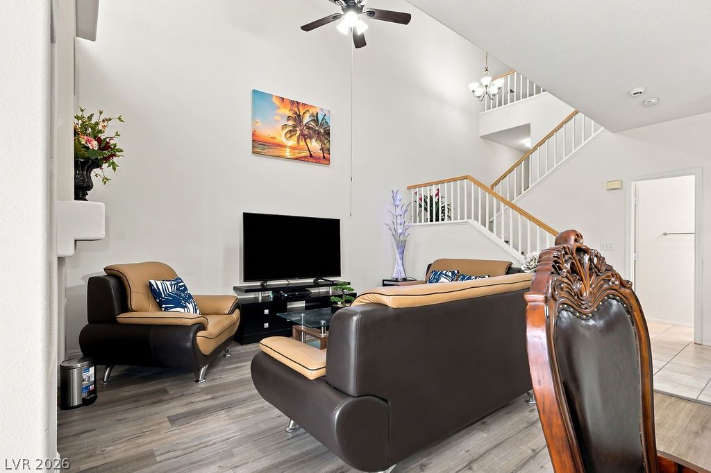 5248 Sunny Beach Lane Property Photo 8