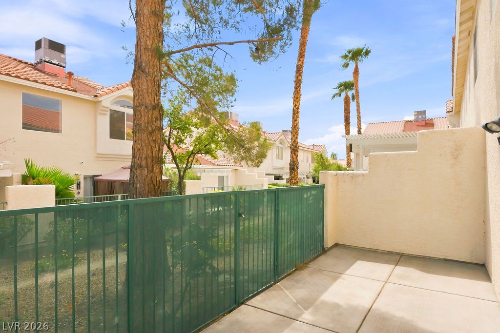 5248 Sunny Beach Lane Property Photo 38