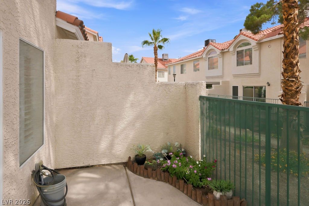 5248 Sunny Beach Lane Property Photo 40