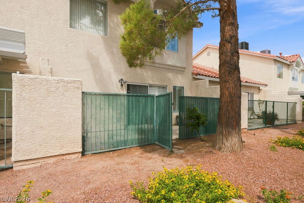 5248 Sunny Beach Lane Property Photo 42