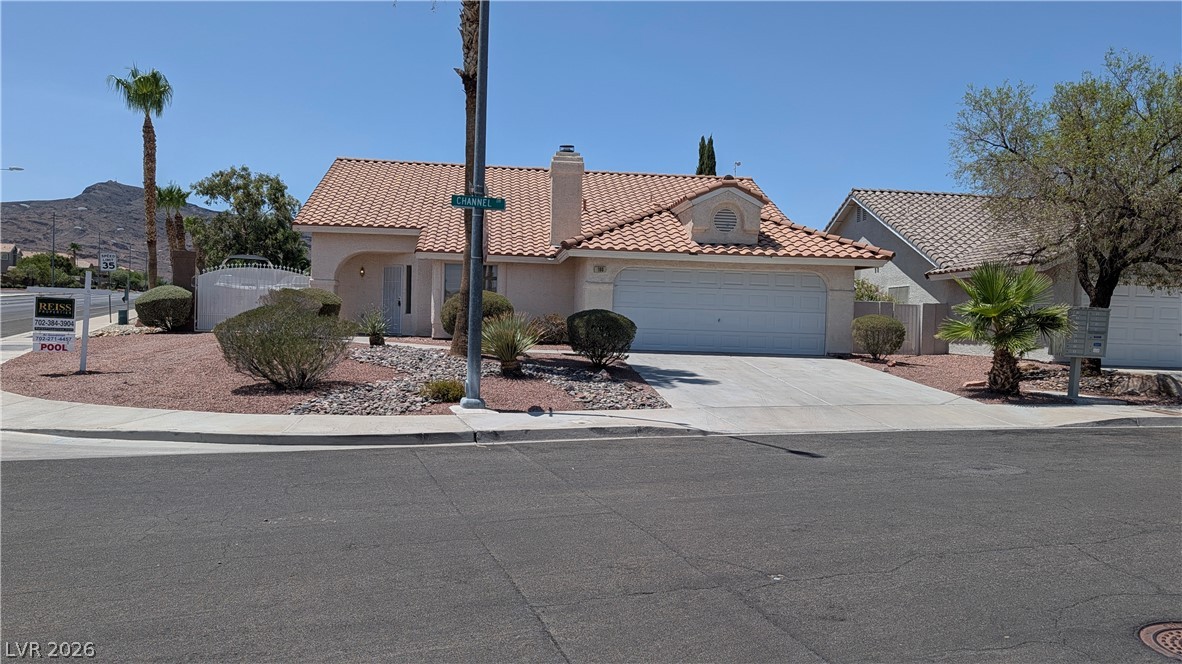 160 Channel Dr Drive Property Photo 1