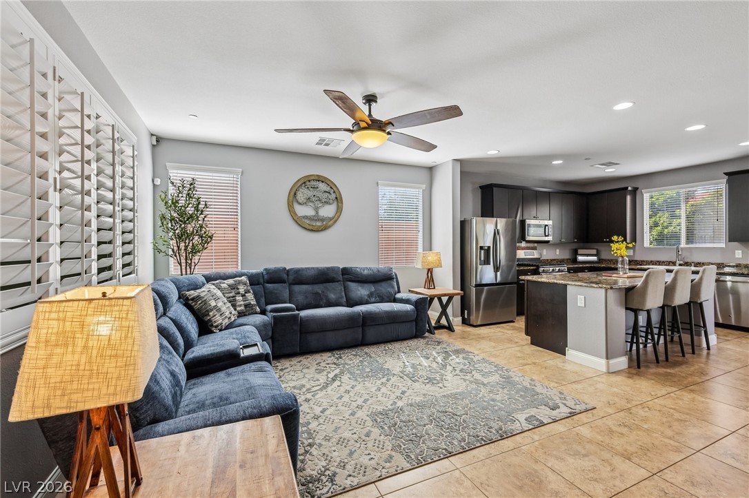 3633 Via De Leoni Avenue Property Photo 4