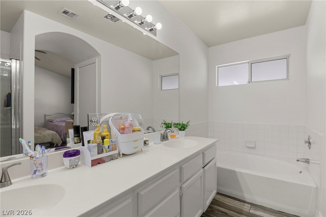 5438 Iberville Street Property Photo 27