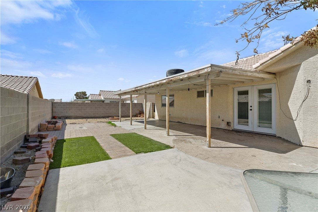 5438 Iberville Street Property Photo 30