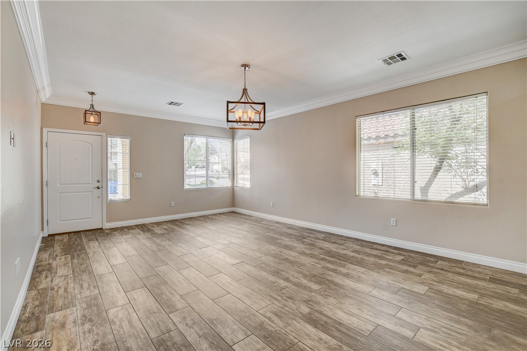 1720 Timber Cove Court Property Photo 4