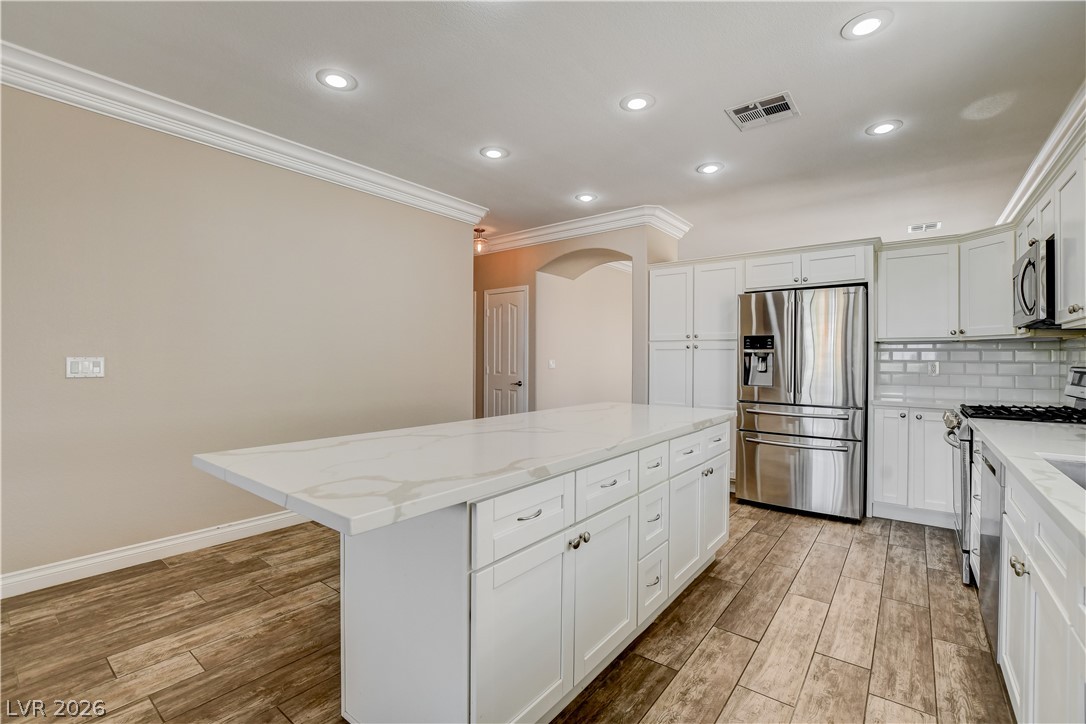 1720 Timber Cove Court Property Photo 22