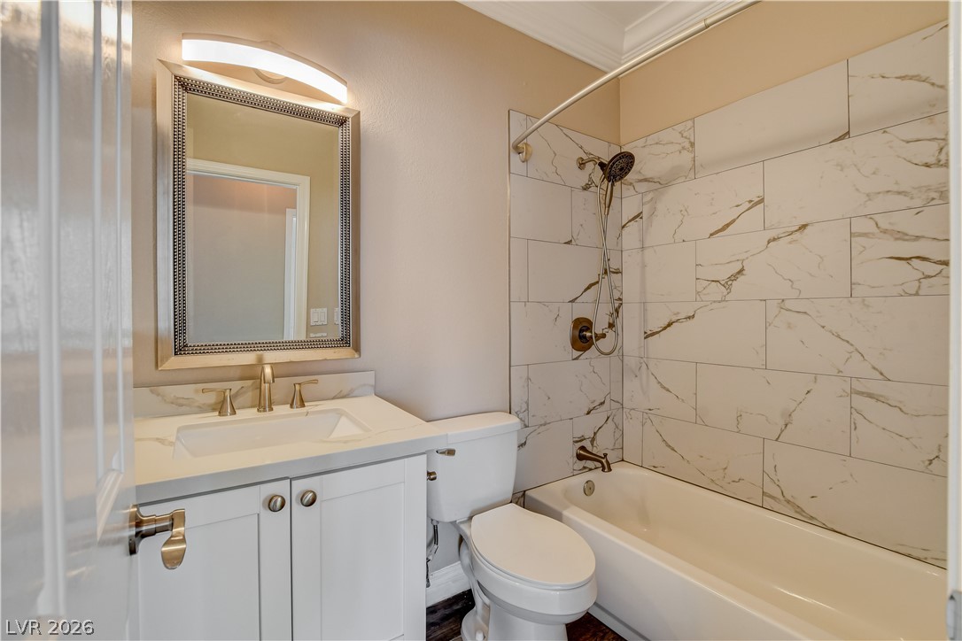 1720 Timber Cove Court Property Photo 31