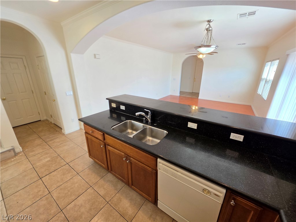 6283 Sunset Spring Avenue Property Photo 3
