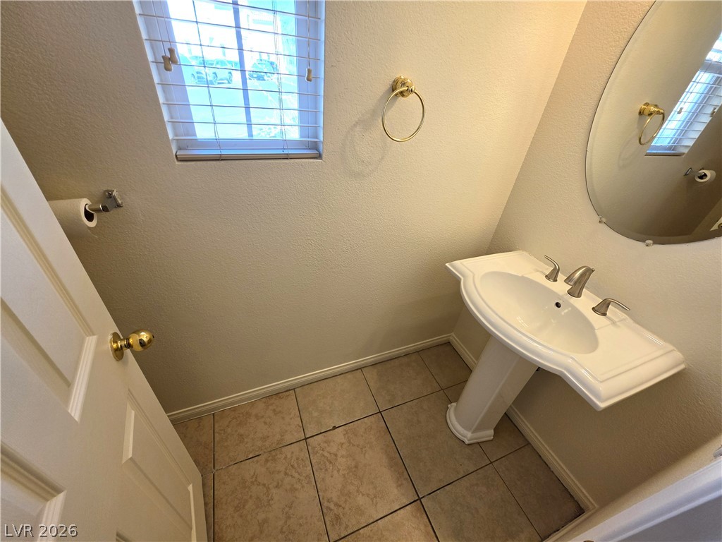 6283 Sunset Spring Avenue Property Photo 6