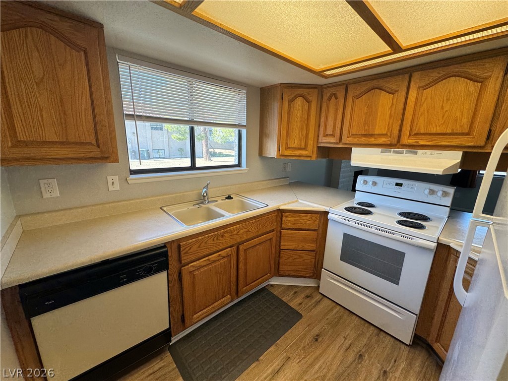 1314 Capri Drive D Property Photo 4
