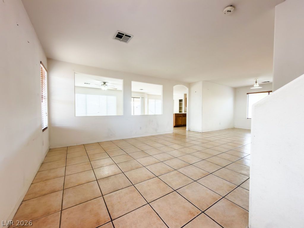 4401 Gracemont Avenue Property Photo 3