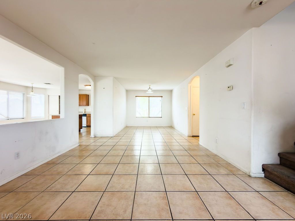 4401 Gracemont Avenue Property Photo 4