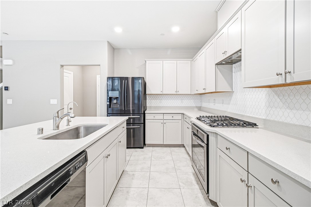 2834 Turnstone Ridge Street Property Photo 8