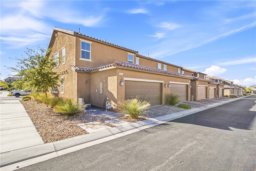 2834 Turnstone Ridge Street Property Photo 22