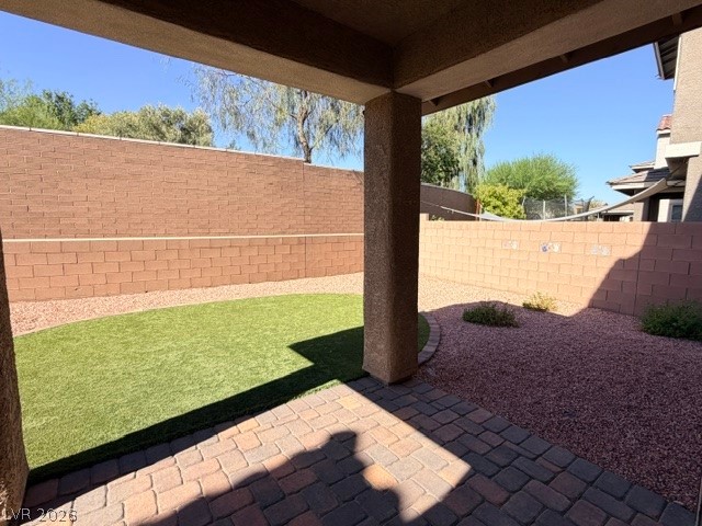 445 Bagatelle Avenue Property Photo 32