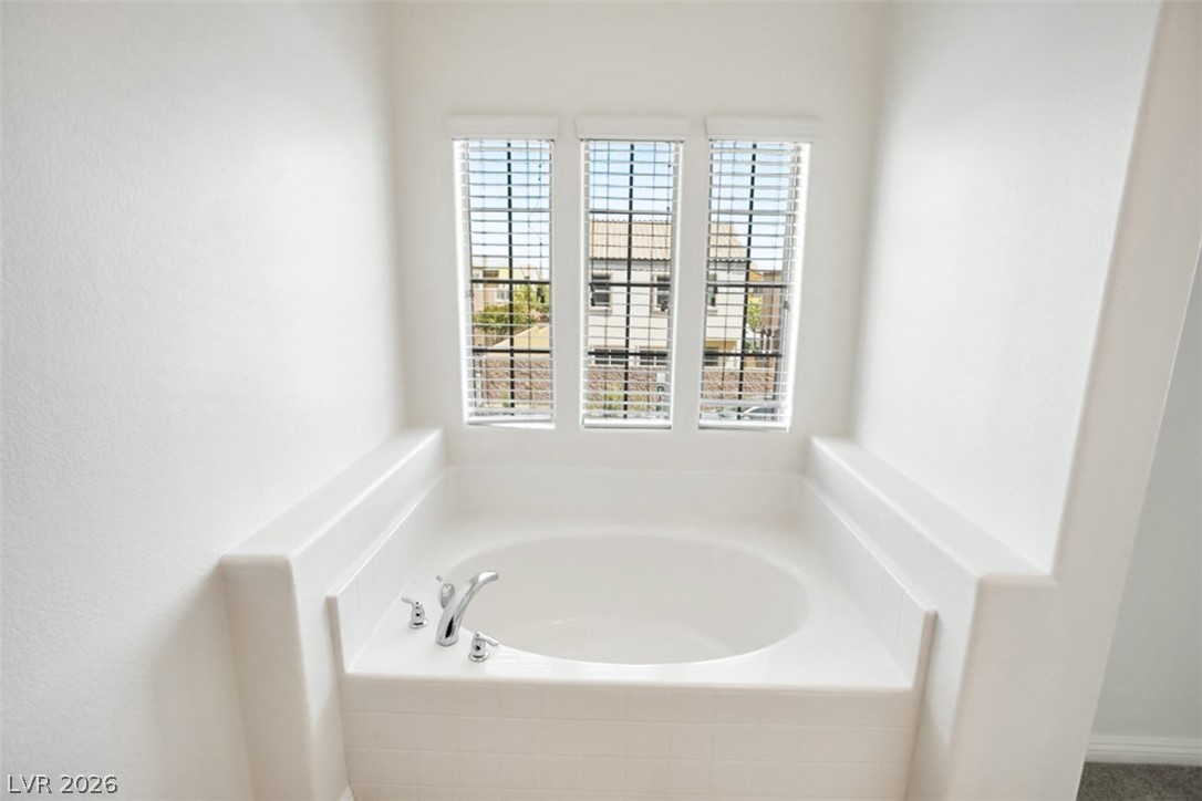 2812470 Property Photo 17