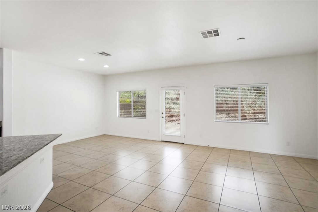 2812470 Property Photo 25