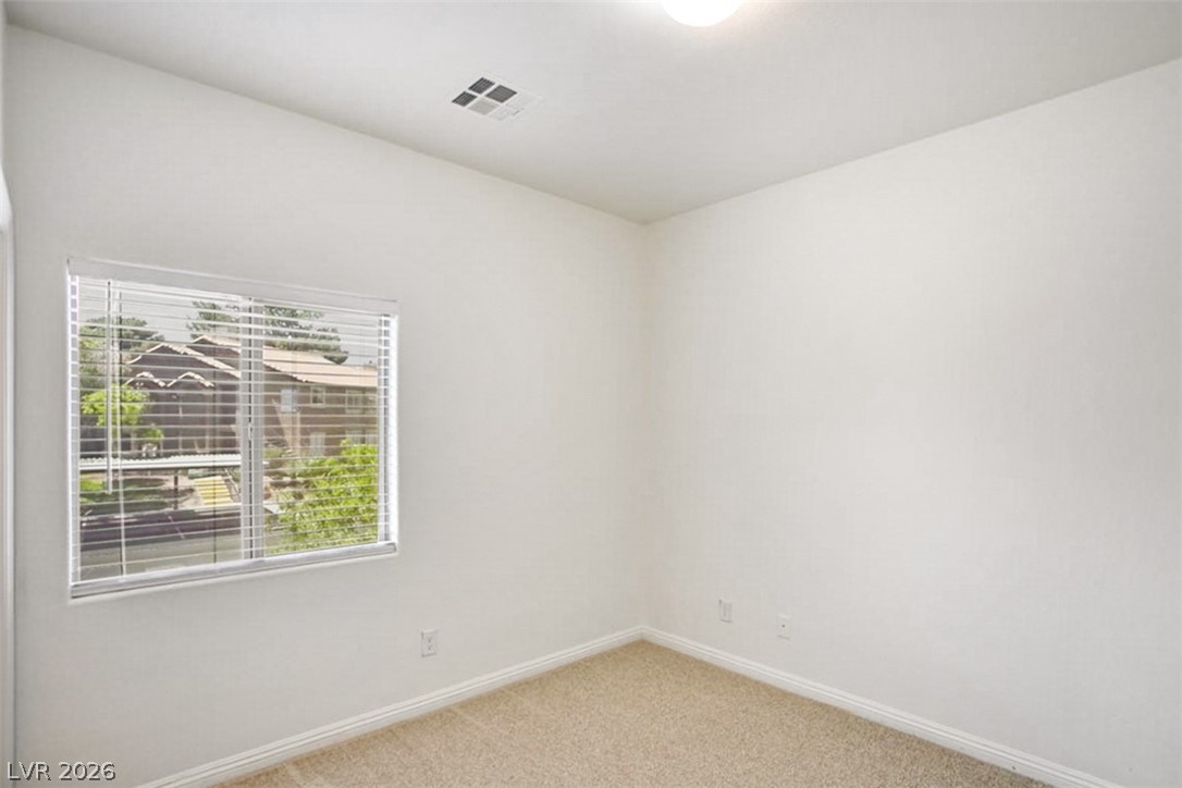 2812470 Property Photo 28