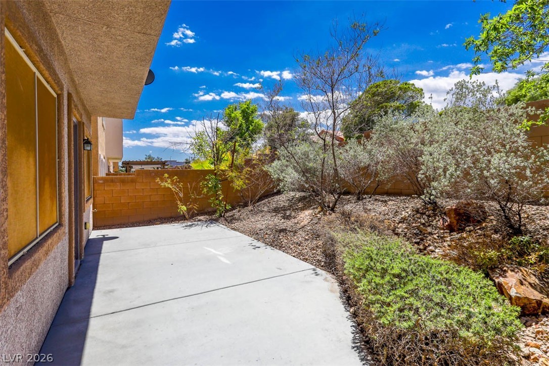 2812470 Property Photo 35