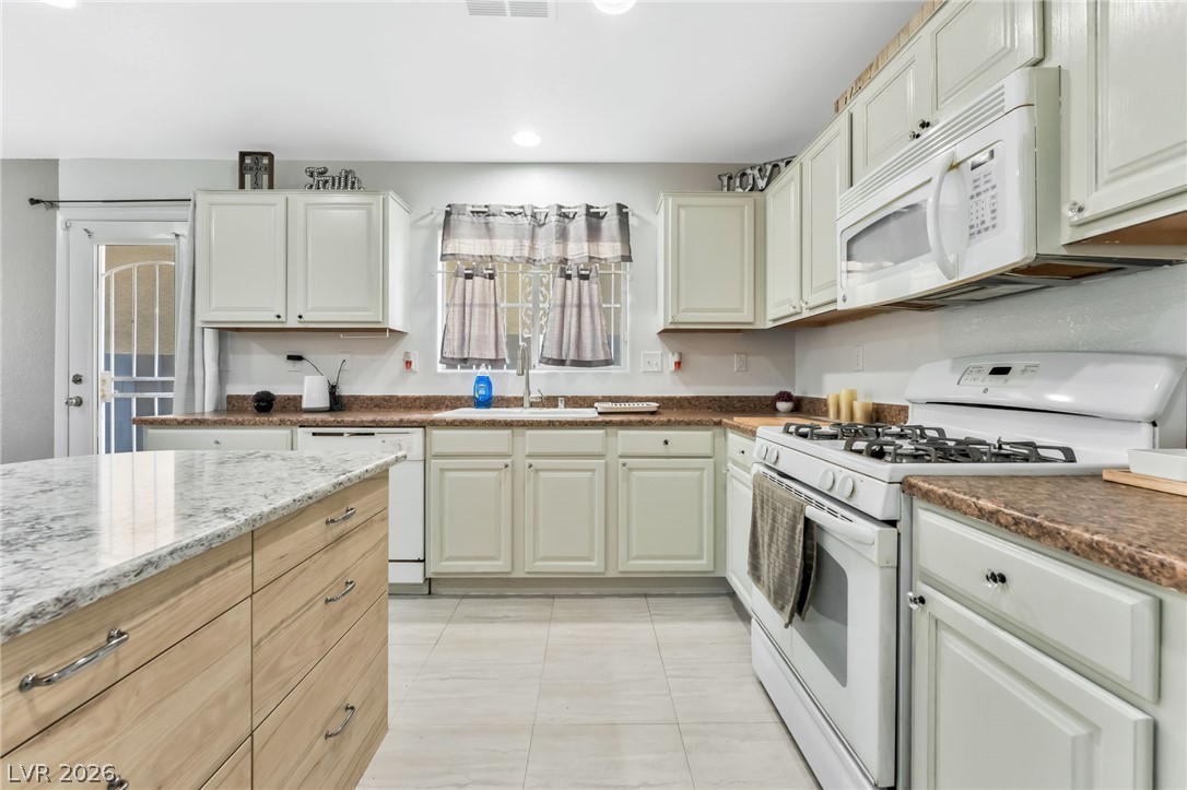 4808 Vista Sandia Way Property Photo 17