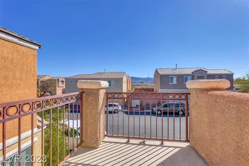 6870 Graceful Cloud Avenue Property Photo 8