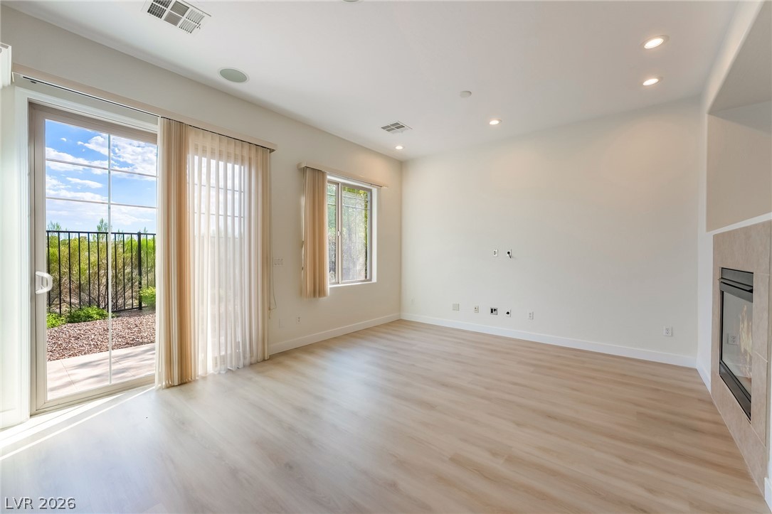 9157 Tudor Park Place Property Photo 10