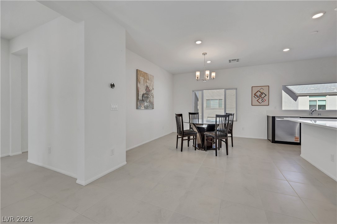 10435 Arbor Ridge Street Property Photo 11