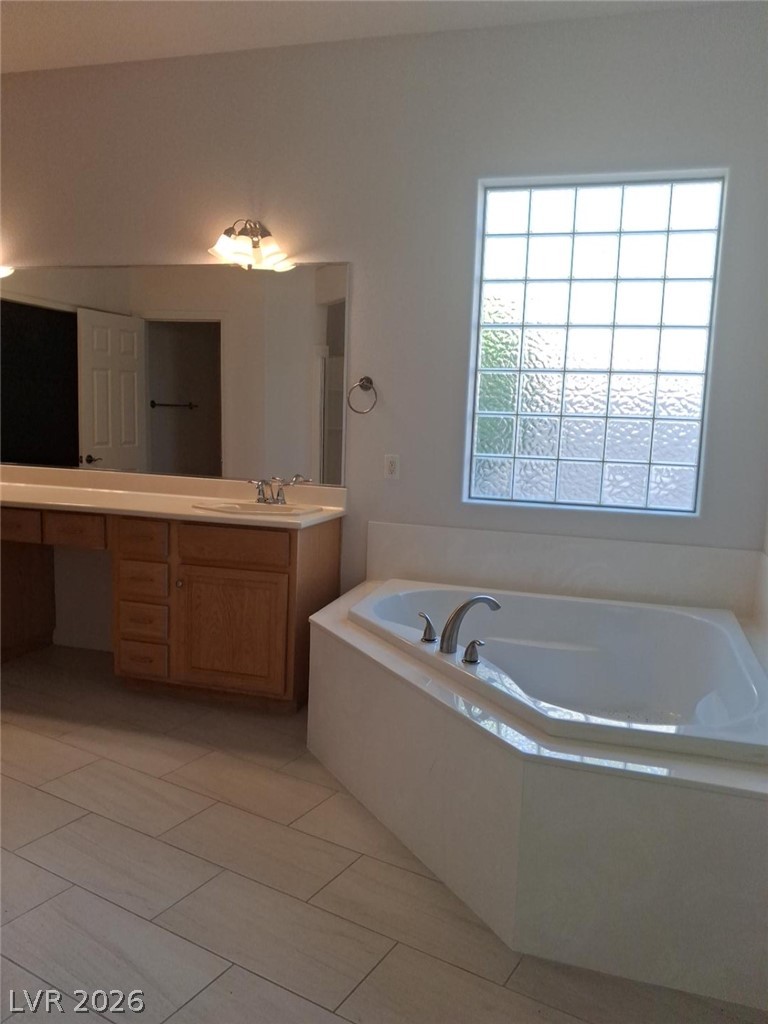 1381 Romanesca Drive Property Photo 12