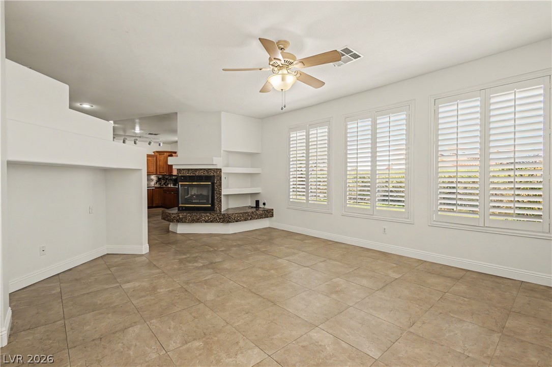 1424 Clipperton Avenue Property Photo 11