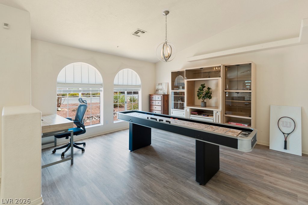 7110 La Cienega Street Property Photo 4