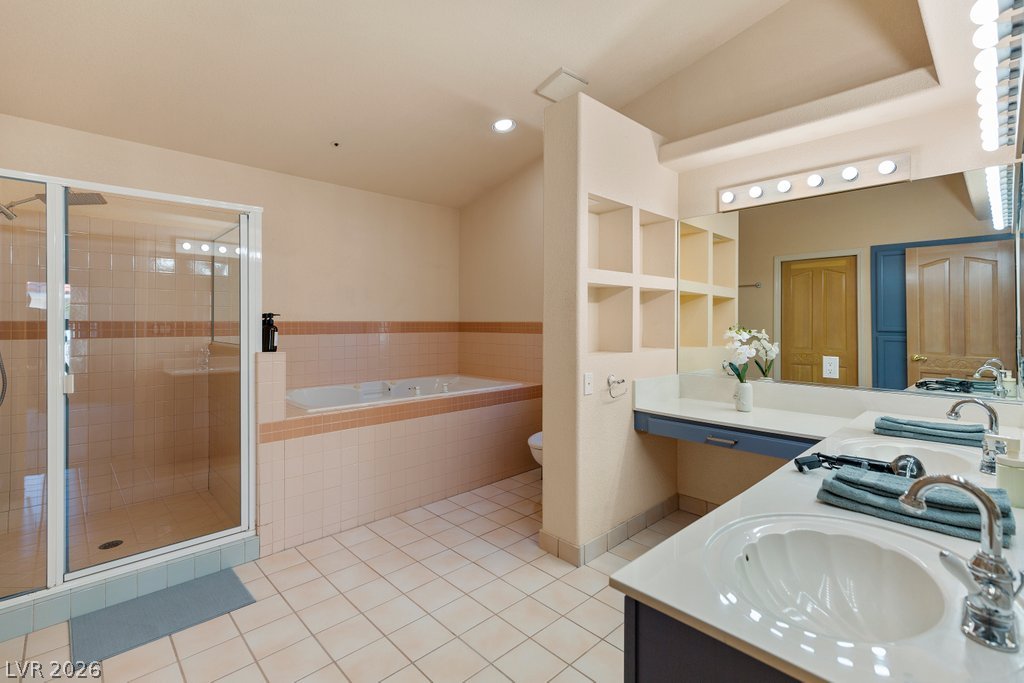 7110 La Cienega Street Property Photo 28
