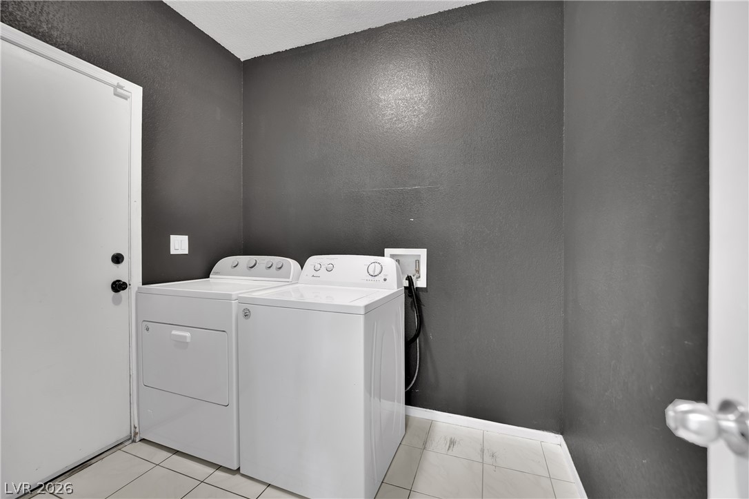 9087 Lava Bluff Court Property Photo 20