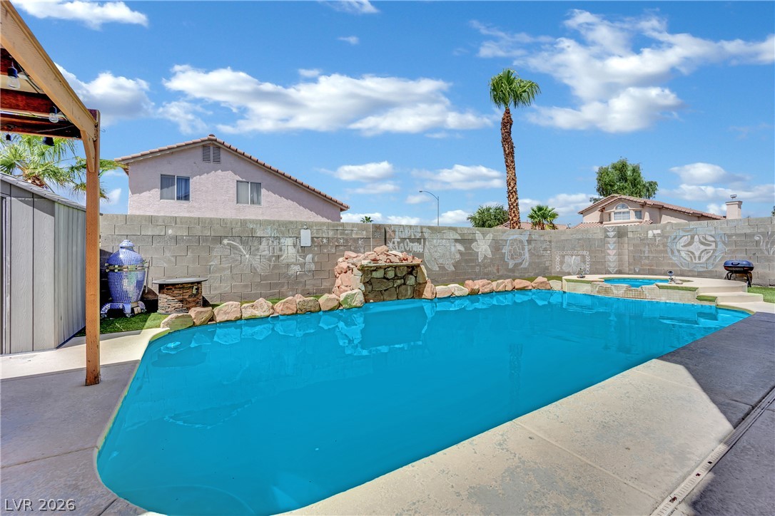 9087 Lava Bluff Court Property Photo 40