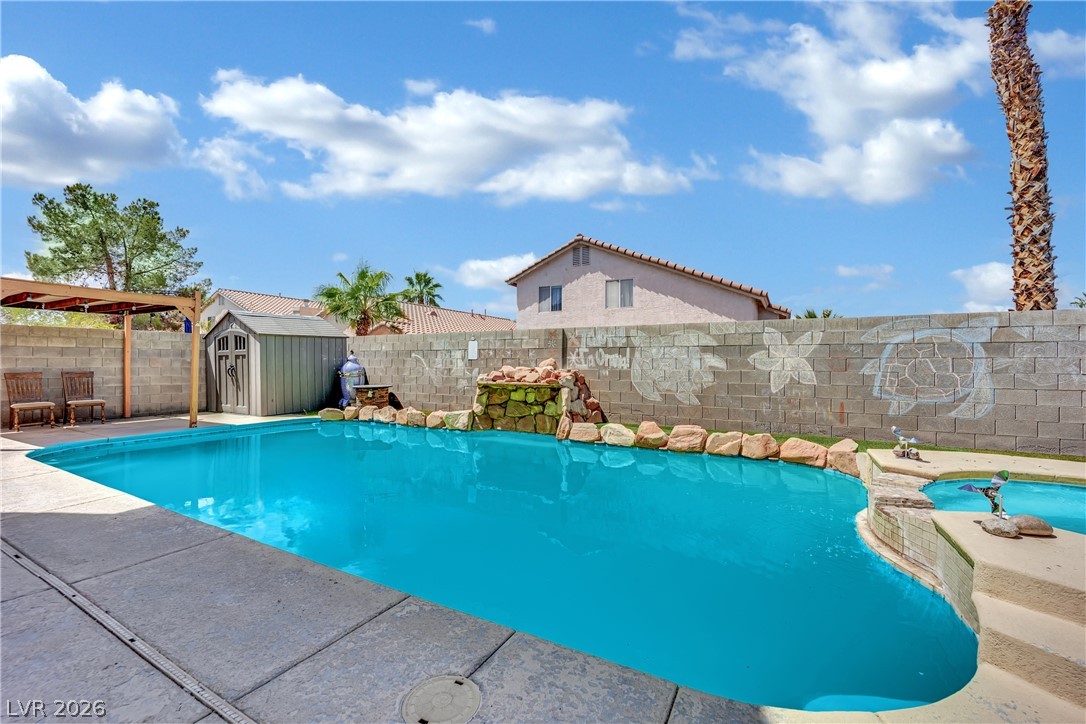 9087 Lava Bluff Court Property Photo 41