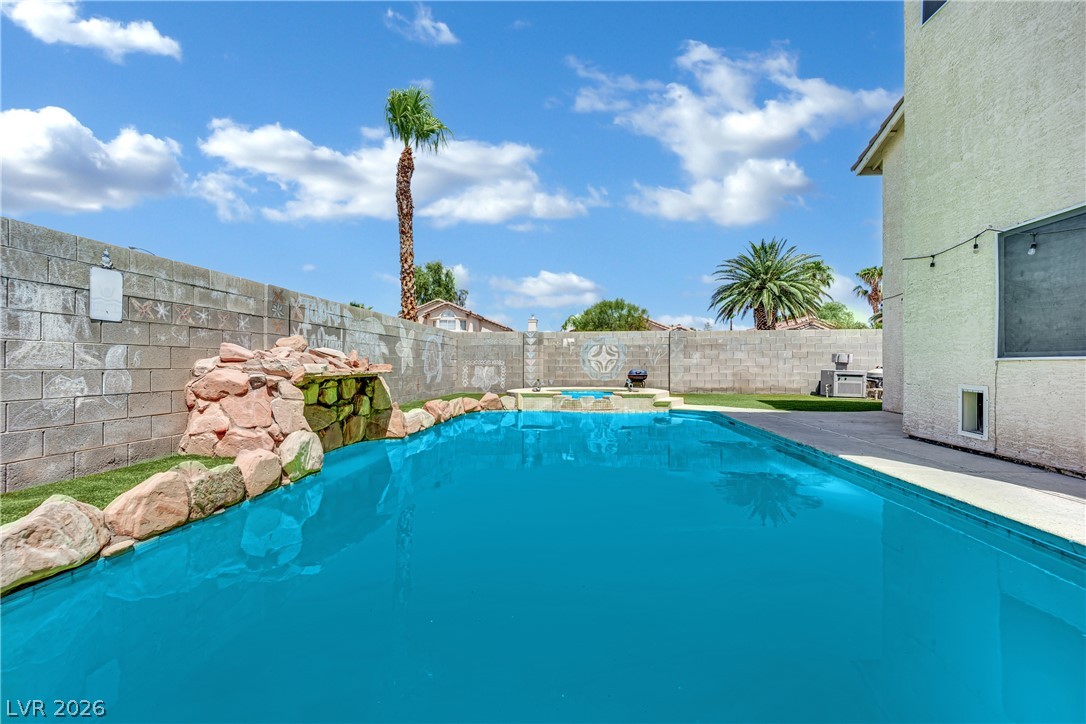 9087 Lava Bluff Court Property Photo 43