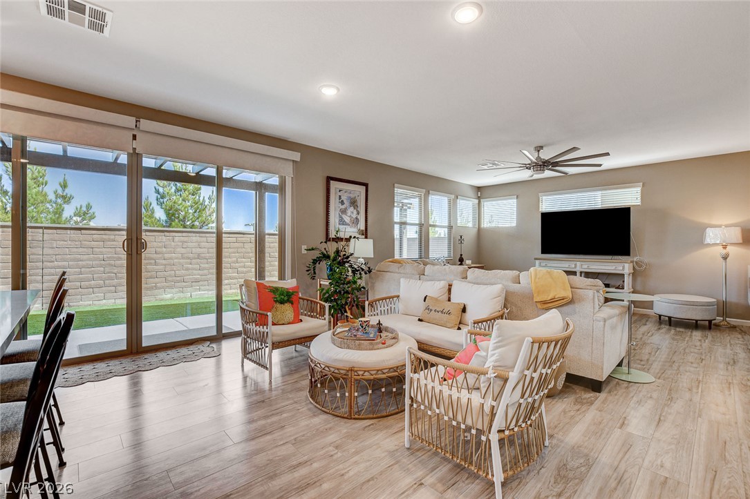 6928 Boulder Canyon Street Property Photo 10