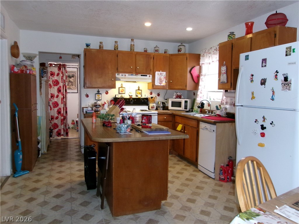 47 East Pacific Avenue Property Photo 7