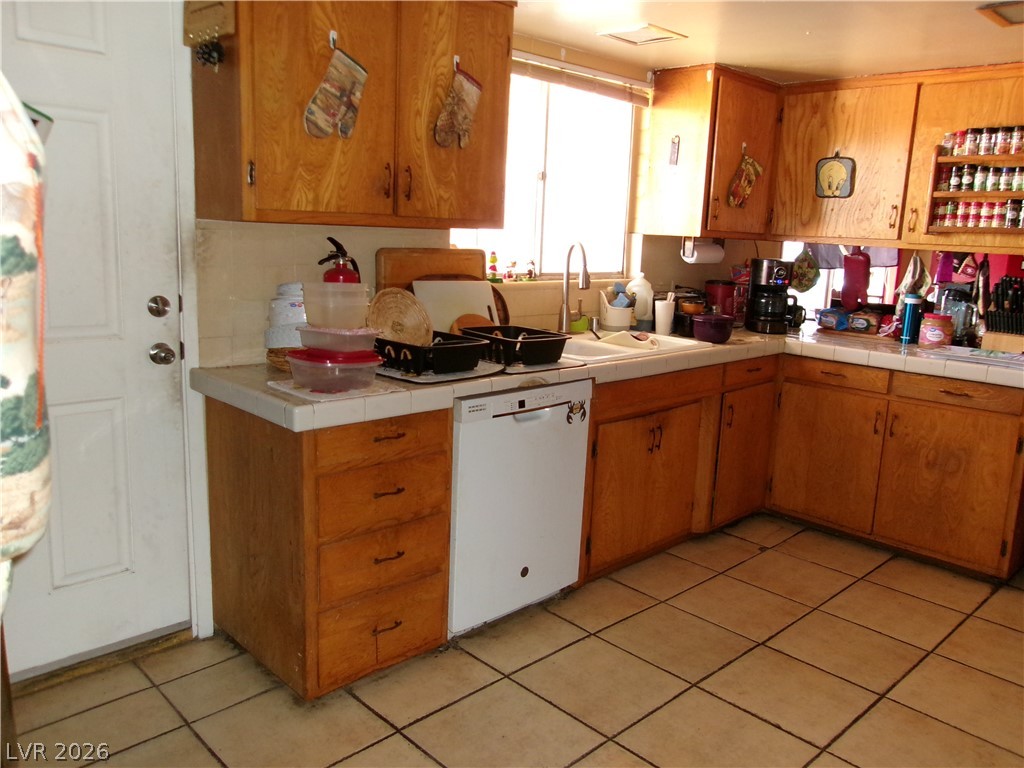 47 East Pacific Avenue Property Photo 42