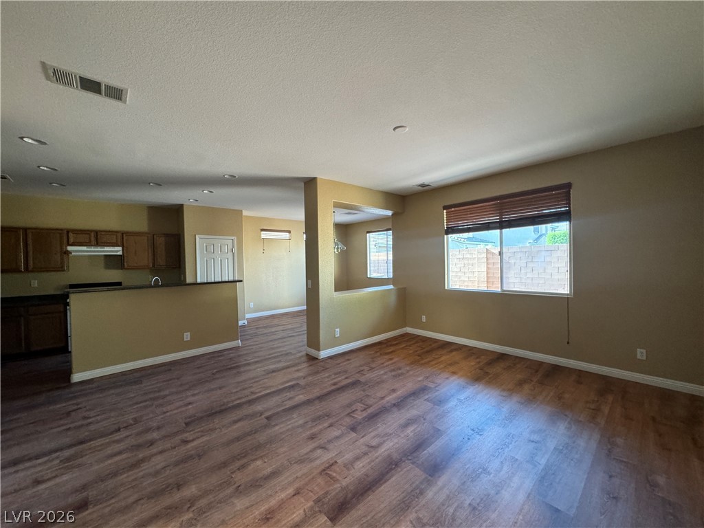 9053 Wine Cellar Avenue Property Photo 3