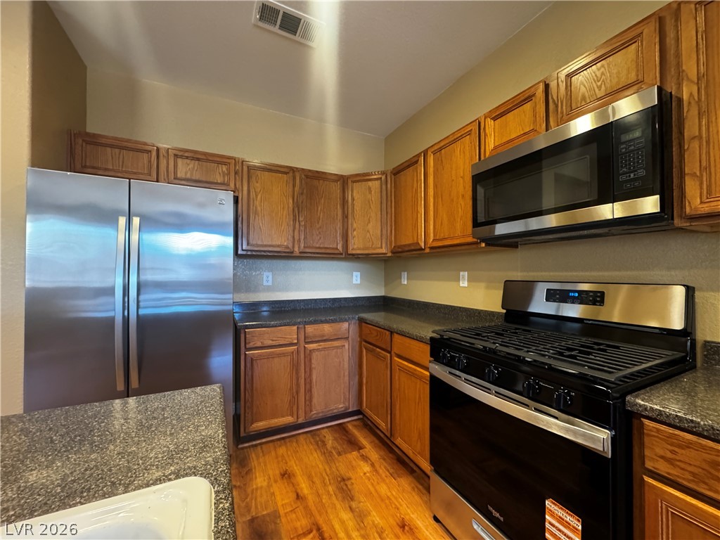 9053 Wine Cellar Avenue Property Photo 6