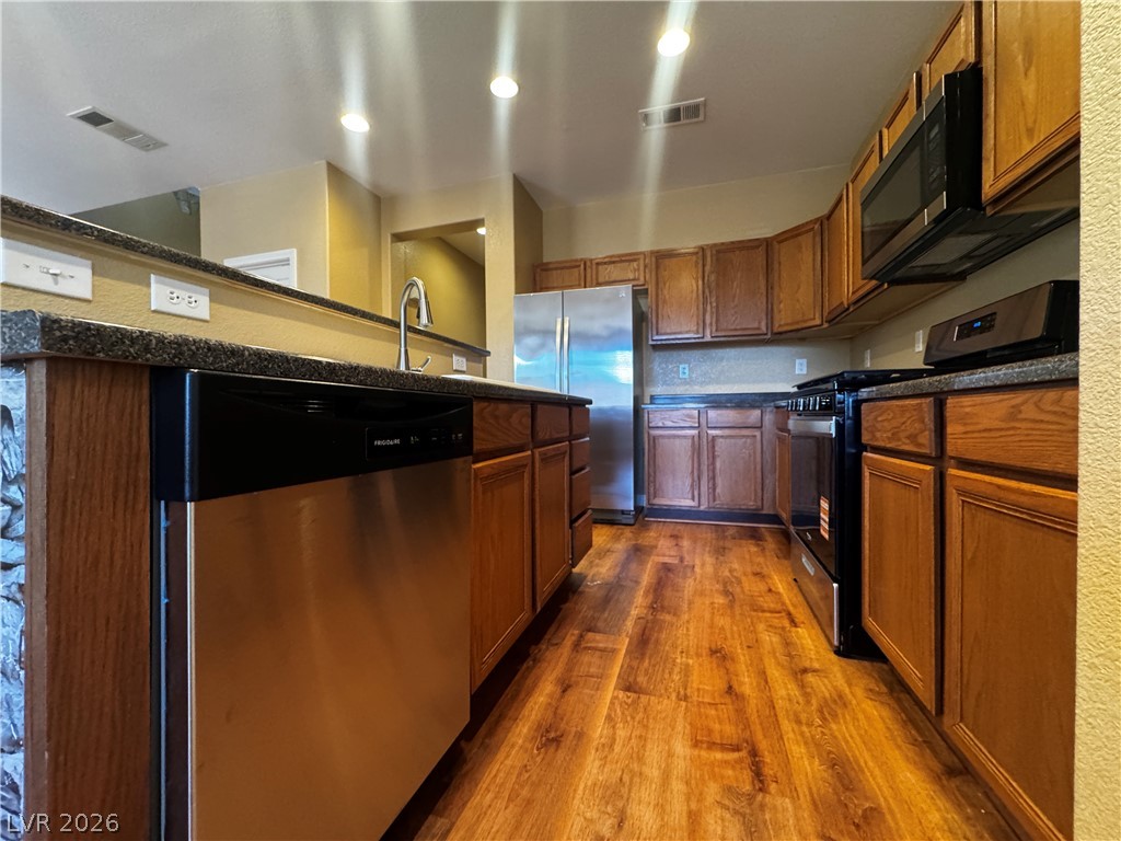 9053 Wine Cellar Avenue Property Photo 7