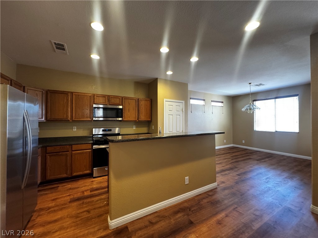 9053 Wine Cellar Avenue Property Photo 8