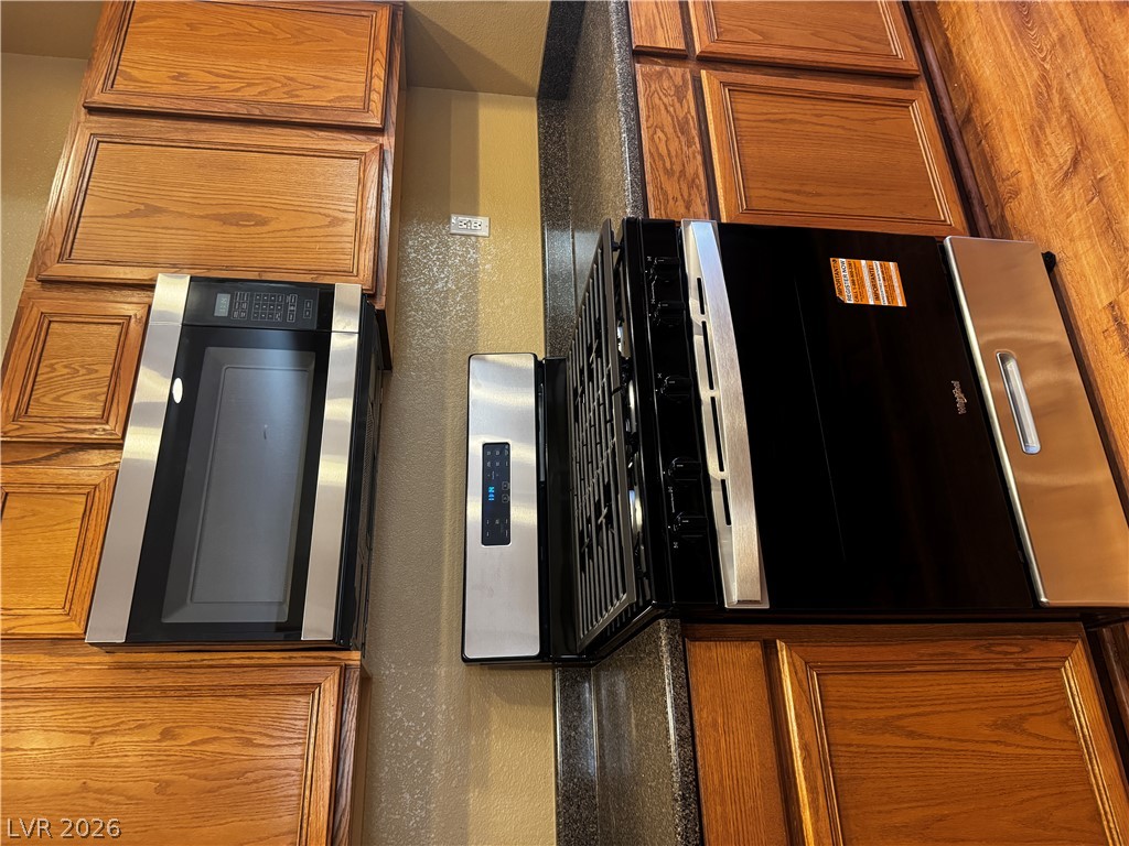 9053 Wine Cellar Avenue Property Photo 9