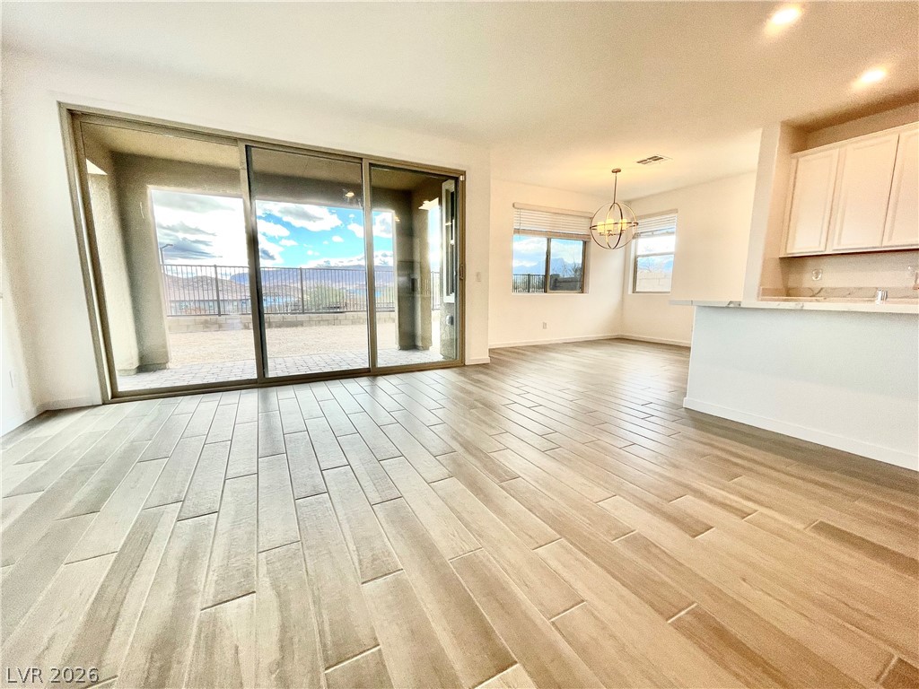 12413 Harbor Isle Avenue Property Photo 17