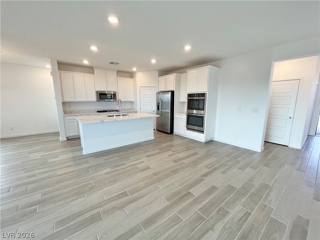12413 Harbor Isle Avenue Property Photo 23