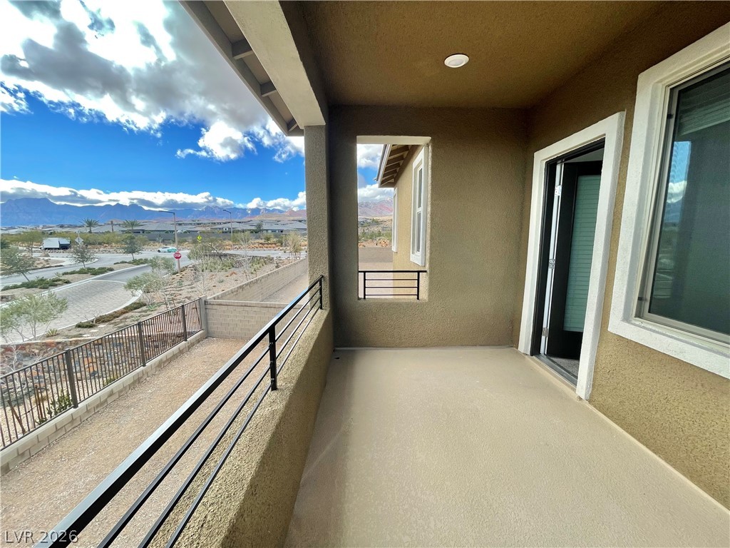 12413 Harbor Isle Avenue Property Photo 28