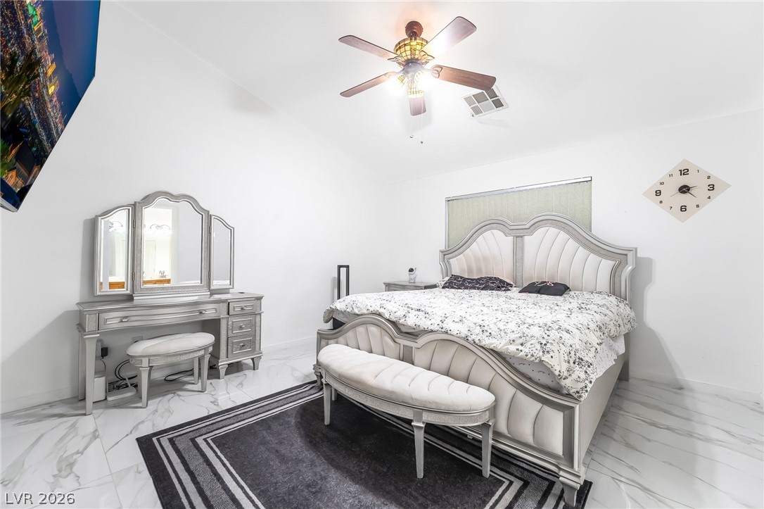 1036 Chaplet Court Property Photo 21